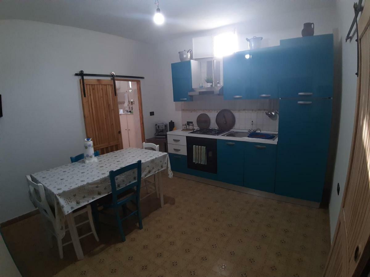 オストゥーニ Casa Luciaヴィラ エクステリア 写真